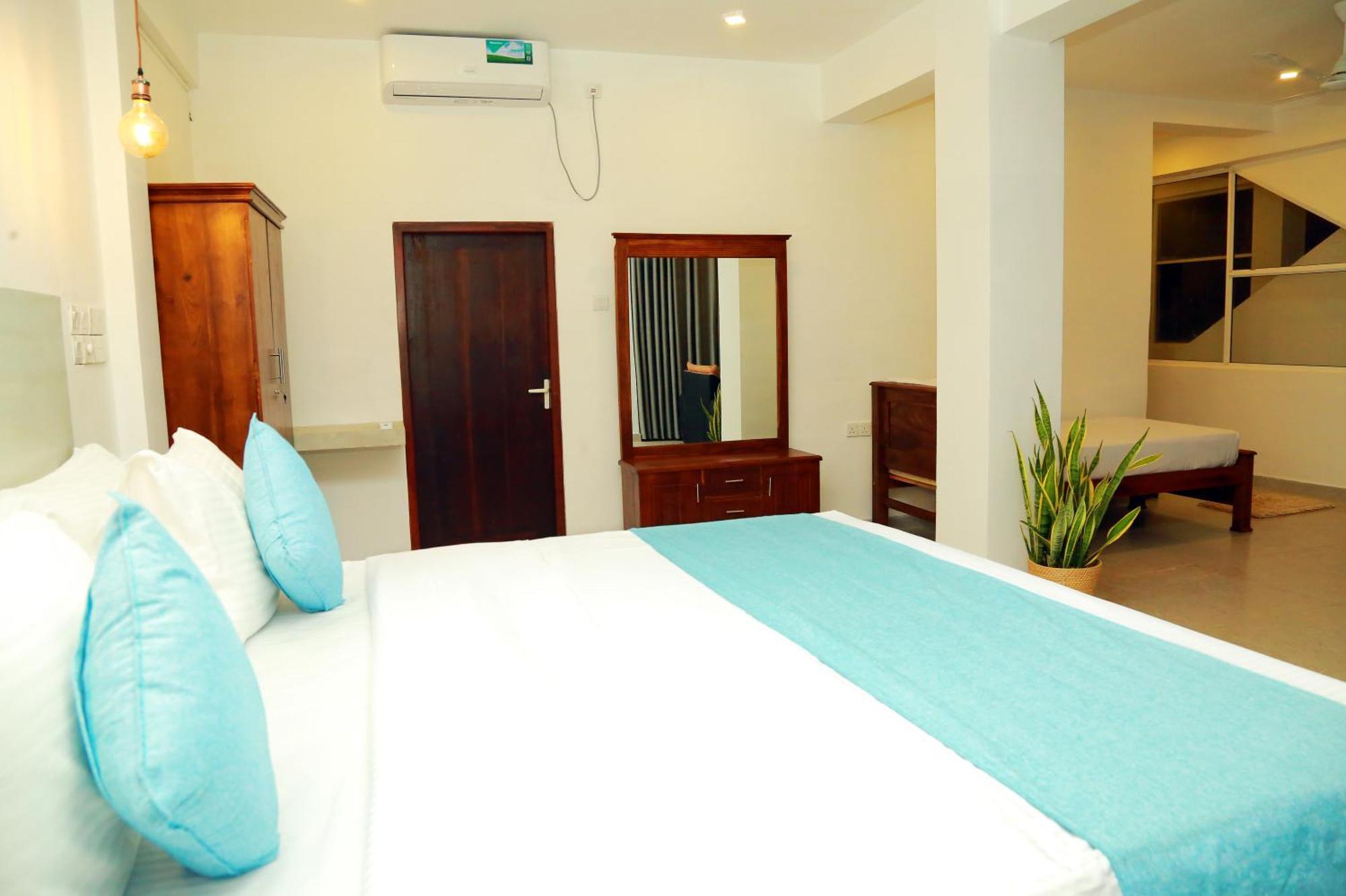 Cocos Hotel Midigama Exterior photo