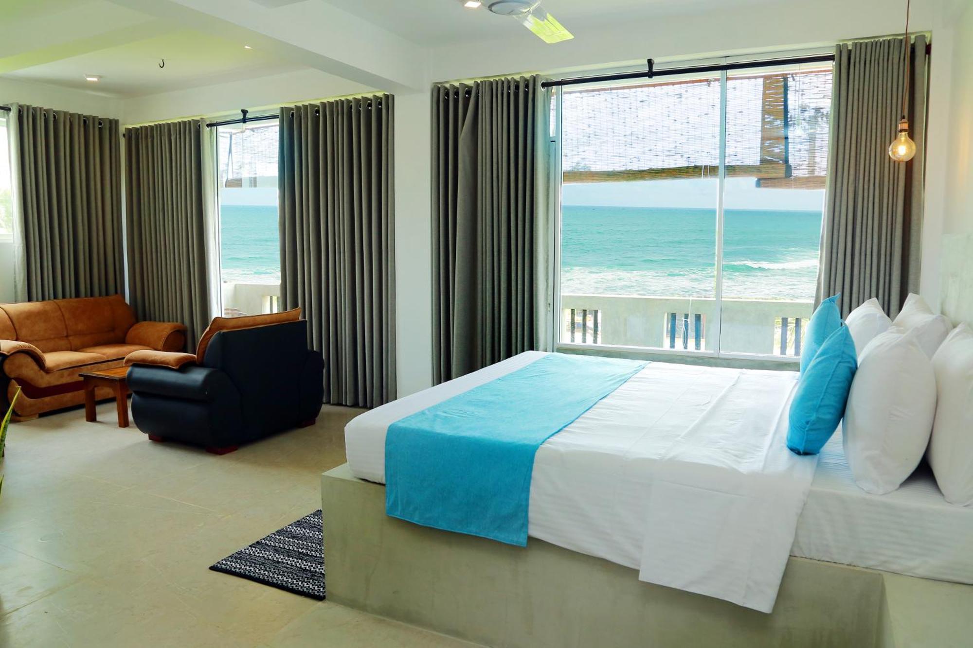 Cocos Hotel Midigama Exterior photo
